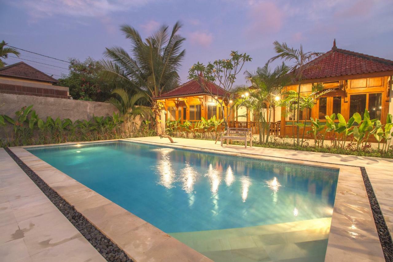 Red Gong Hotel Canggu  Exterior photo