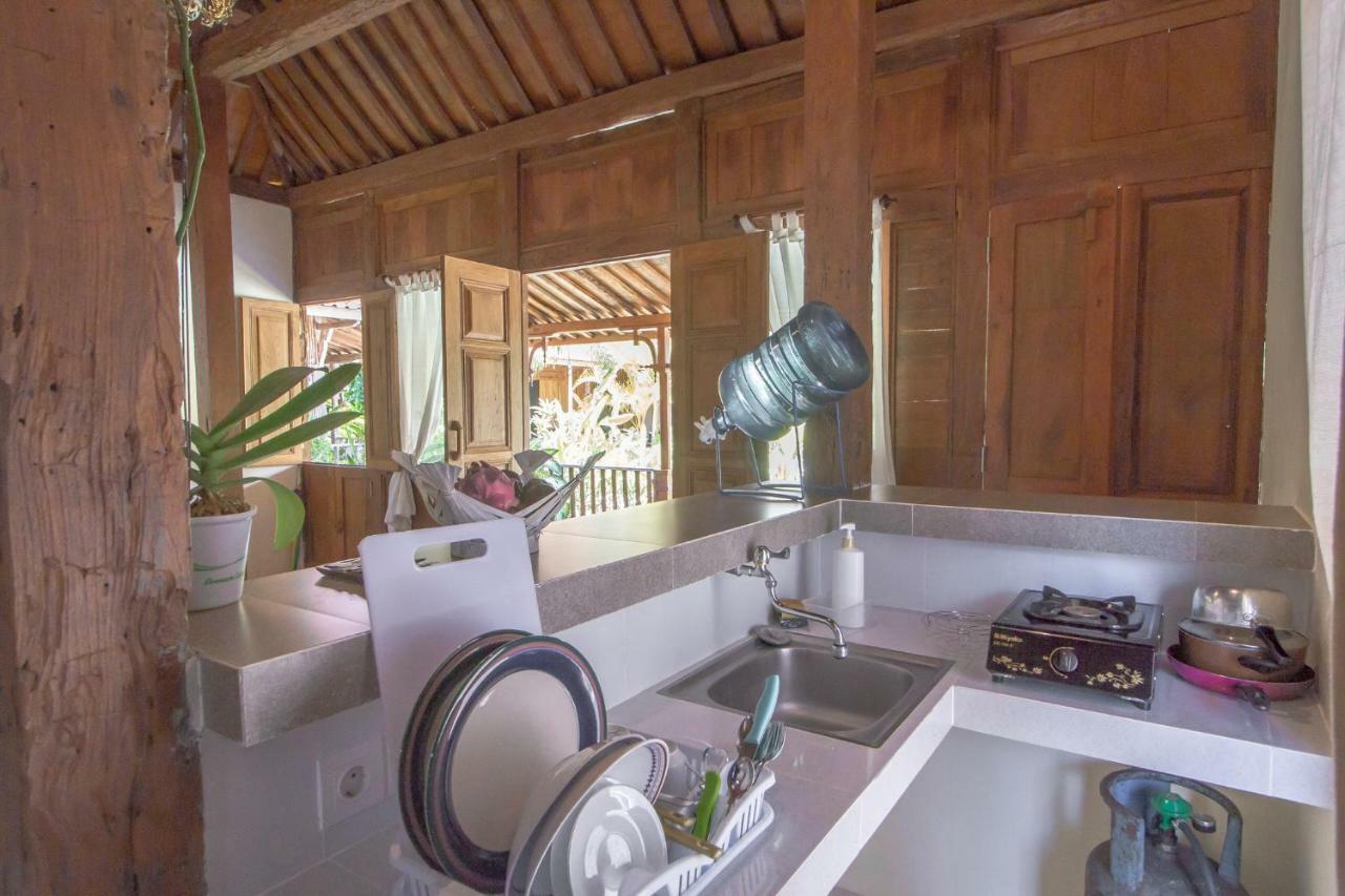 Red Gong Hotel Canggu  Exterior photo
